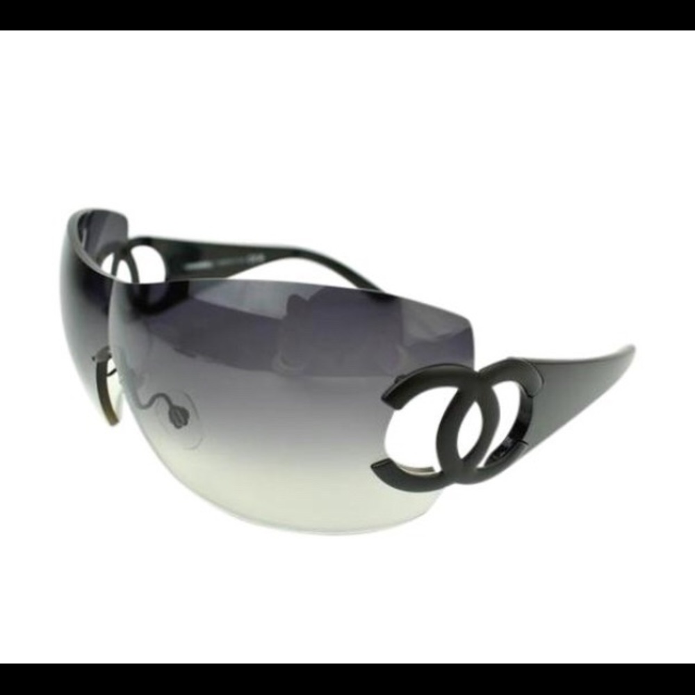 Chanel Sunglasses CC Rimless Wrap 4124 Black.